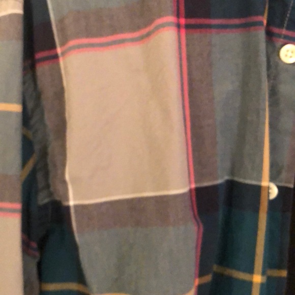 Goodfellow Button Down - Picture 3 of 3